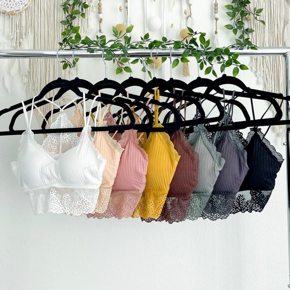 OLIVE Lace Racerback Bralette - Picture 2 of 4